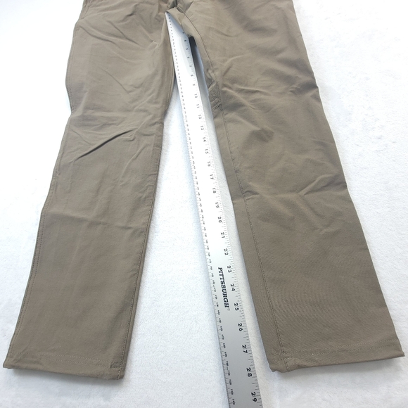 Kuhl Resistor Tapered Chino Pants Khaki Mens Size 32x30(32x28) StretchX Fabric - Picture 10 of 12
